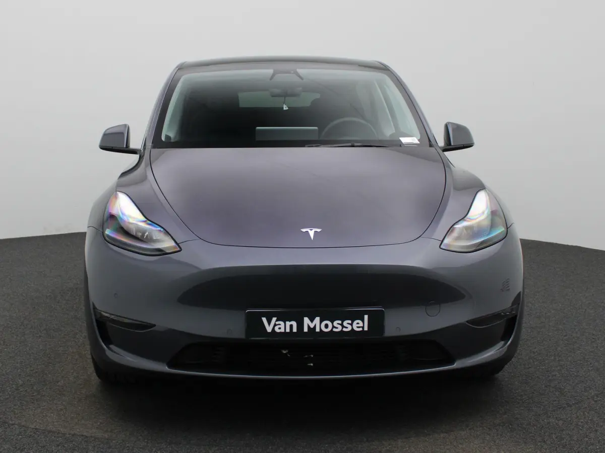 Long Range AWD 75 kWh | PANORAMADAK | APPLE CARPLAY | ANDROID AUTO | ACHTERUITRIJCAMERA | PARKEERSENSOREN | ELEKTRISCHE STOELEN | NAVGATIE | LED VERLICHTING | LICHTMETALEN VELGEN |