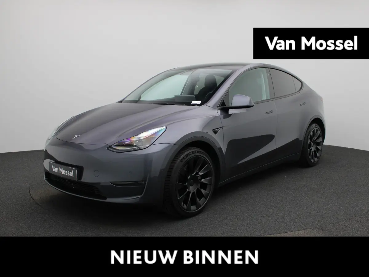 Long Range AWD 75 kWh | PANORAMADAK | APPLE CARPLAY | ANDROID AUTO | ACHTERUITRIJCAMERA | PARKEERSENSOREN | ELEKTRISCHE STOELEN | NAVGATIE | LED VERLICHTING | LICHTMETALEN VELGEN |