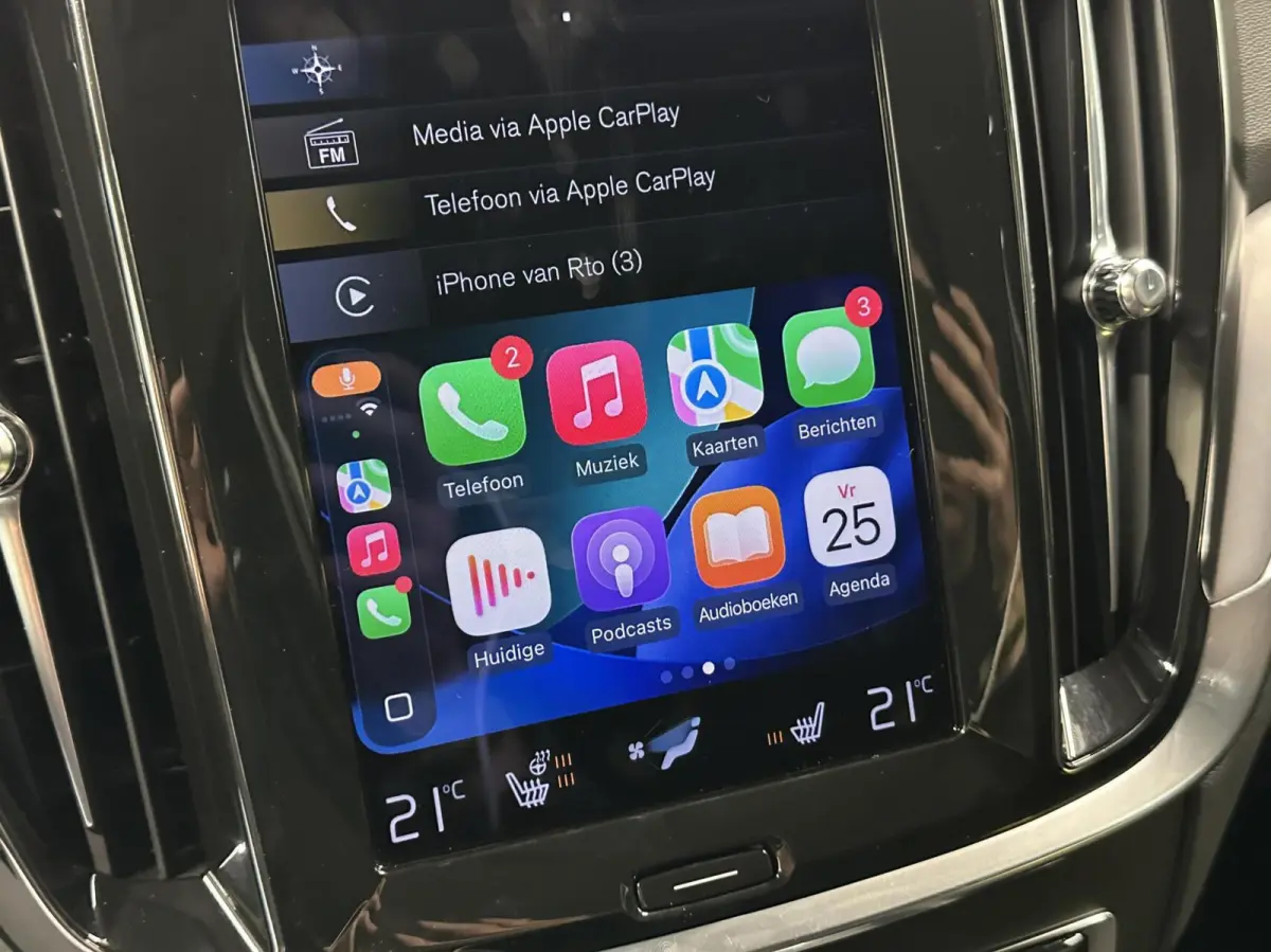 2.0 B3 Momentum Advantage TREKHAAK CARPLAY NAVI ADAPTIEF CRUISE CAMERA.