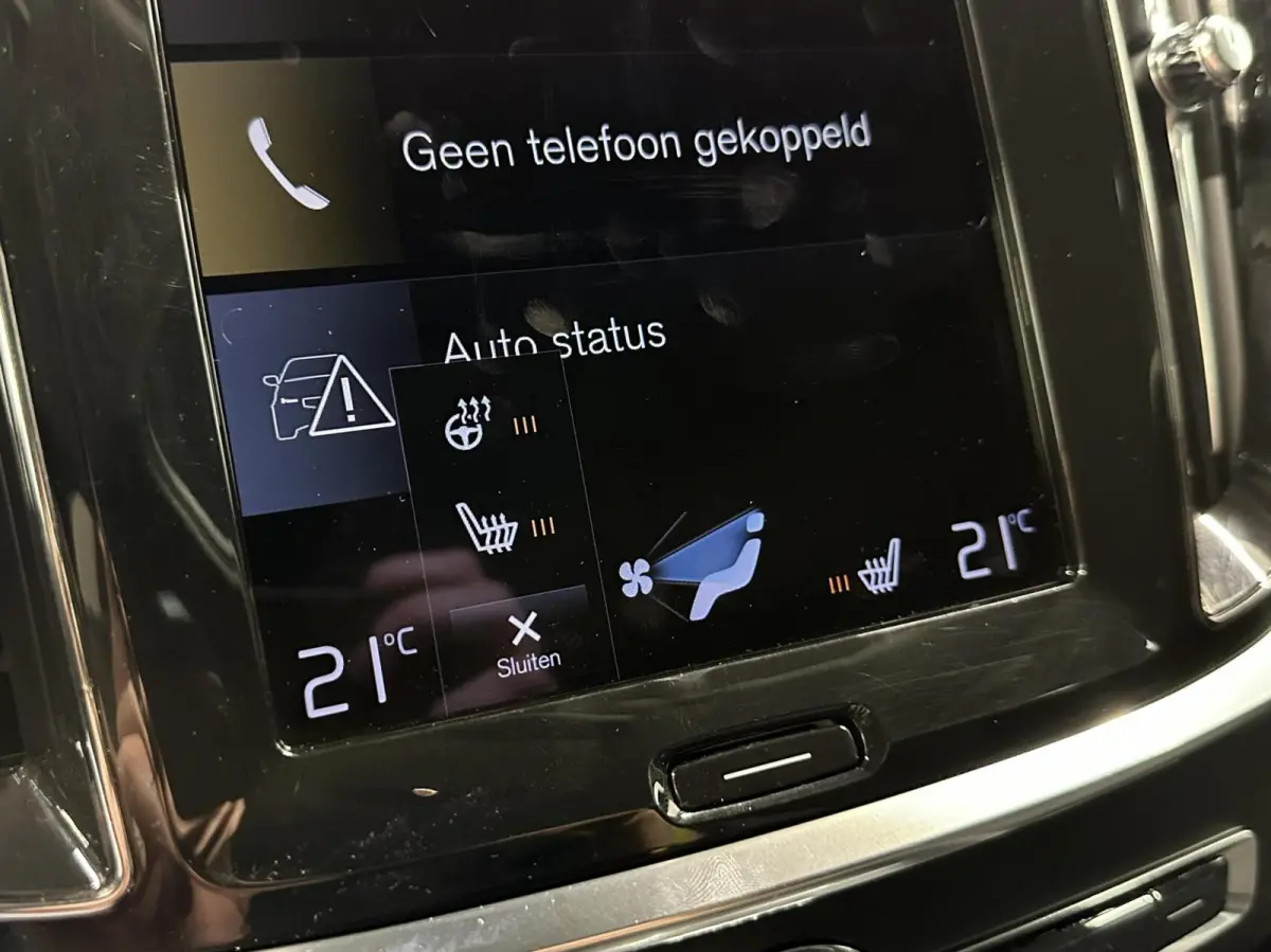 2.0 B3 Momentum Advantage TREKHAAK CARPLAY NAVI ADAPTIEF CRUISE CAMERA.