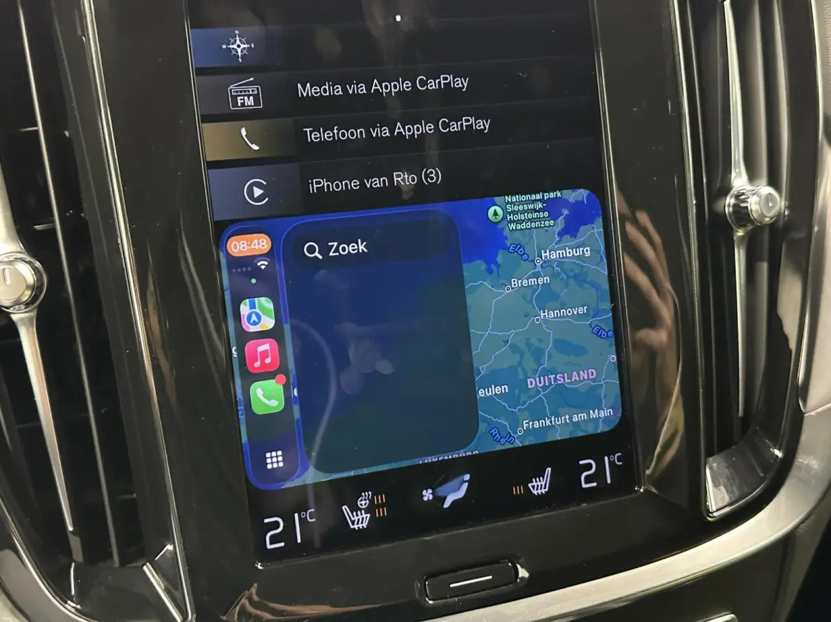 2.0 B3 Momentum Advantage TREKHAAK CARPLAY NAVI ADAPTIEF CRUISE CAMERA.