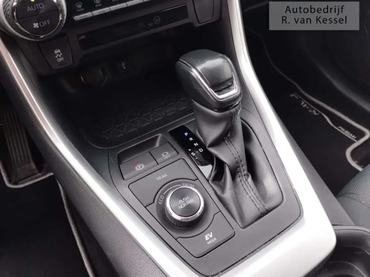 2.5 Hybrid AWD Active I Parkeersensoren V+A I Trekhaak I Allseason banden I NL-auto
