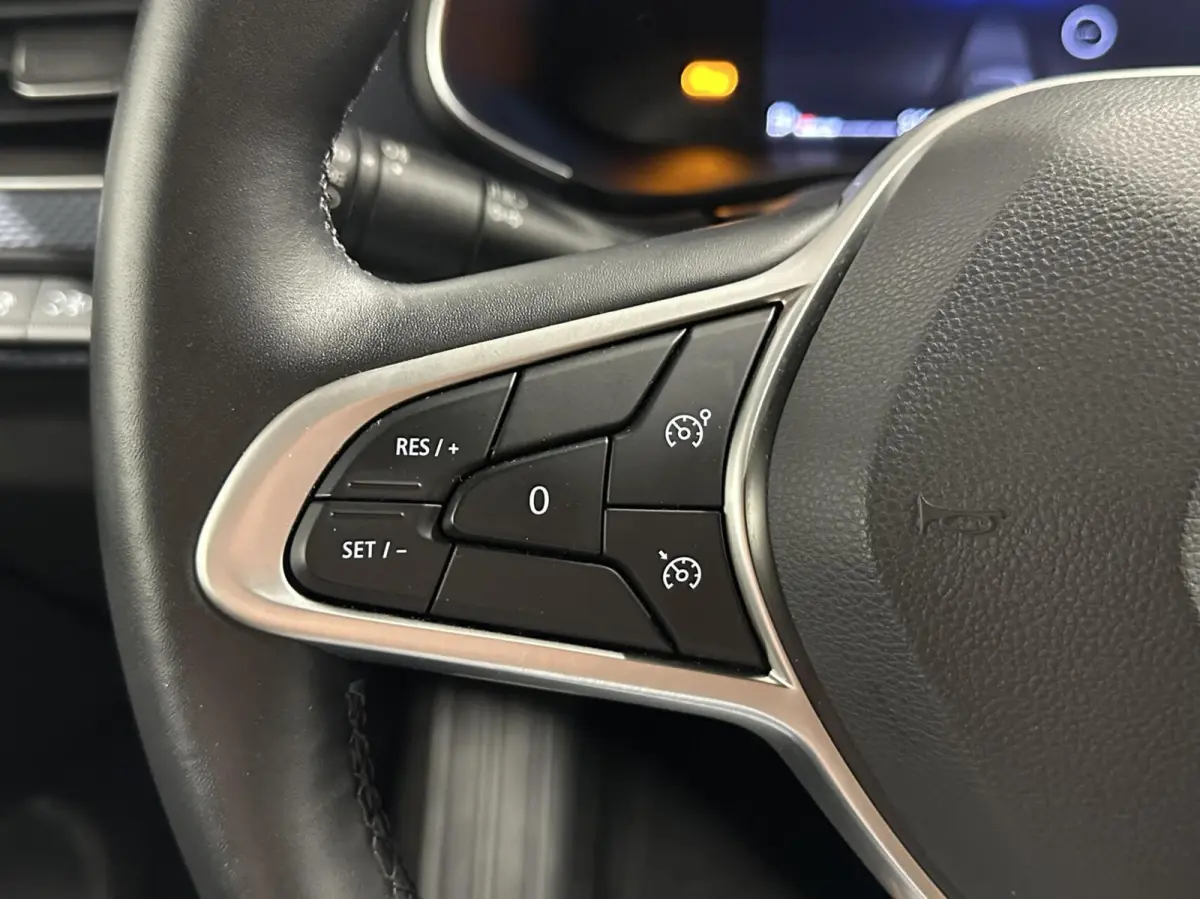 1.6 E-Tech full hybrid 145 evolution CAMERA CRUISE LM NAVI CARPLAY.