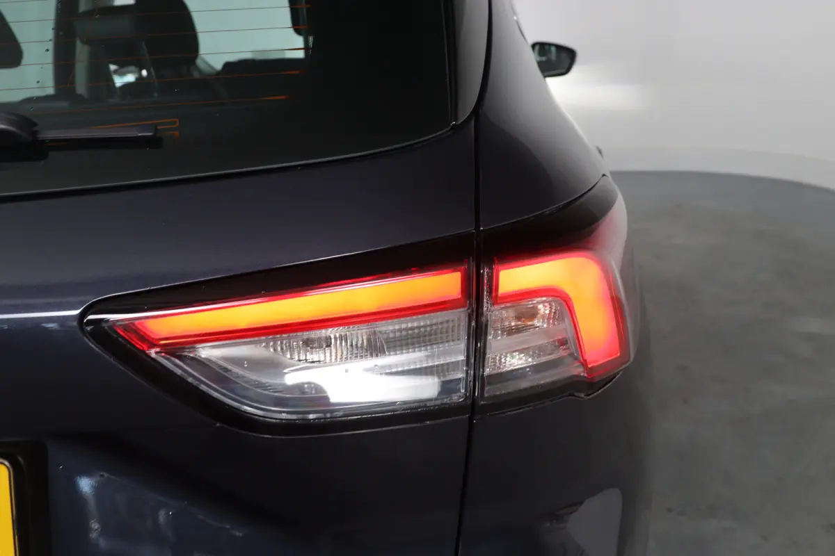 2.5 PHEV Vignale | Dealer Onderhouden! | Trekhaak | Open Dak | 360 Camera | Leder | HUD | Clima | B&O | Cruise Adaptive | Winterpack | Memory
