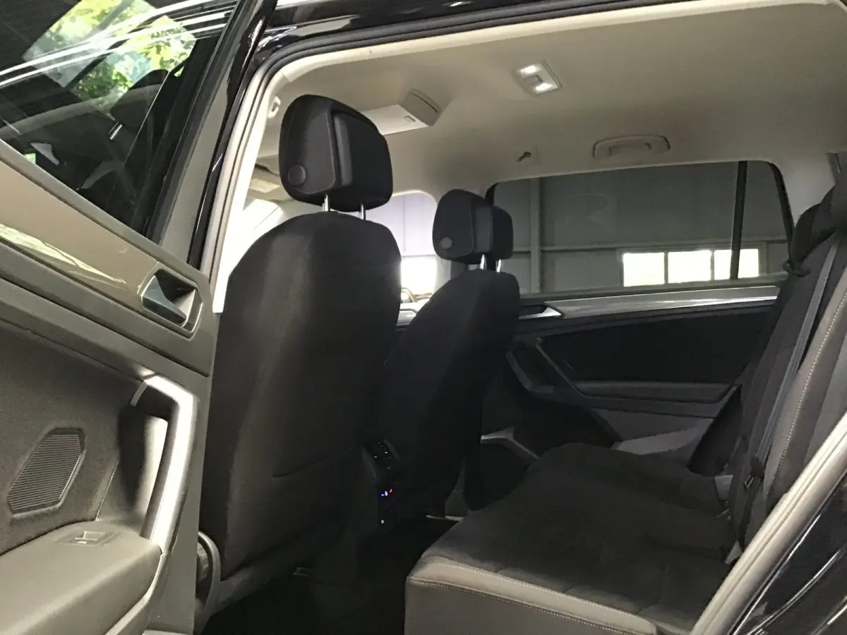 2.0 TDI Life I EX BPM I EX BTW I New Remmen + Kln Brt I Head Up I Digital Dash I Clima I Cruise I 150PK