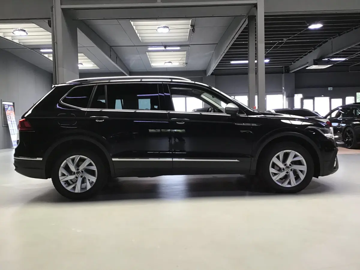 2.0 TDI Life I EX BPM I EX BTW I New Remmen + Kln Brt I Head Up I Digital Dash I Clima I Cruise I 150PK