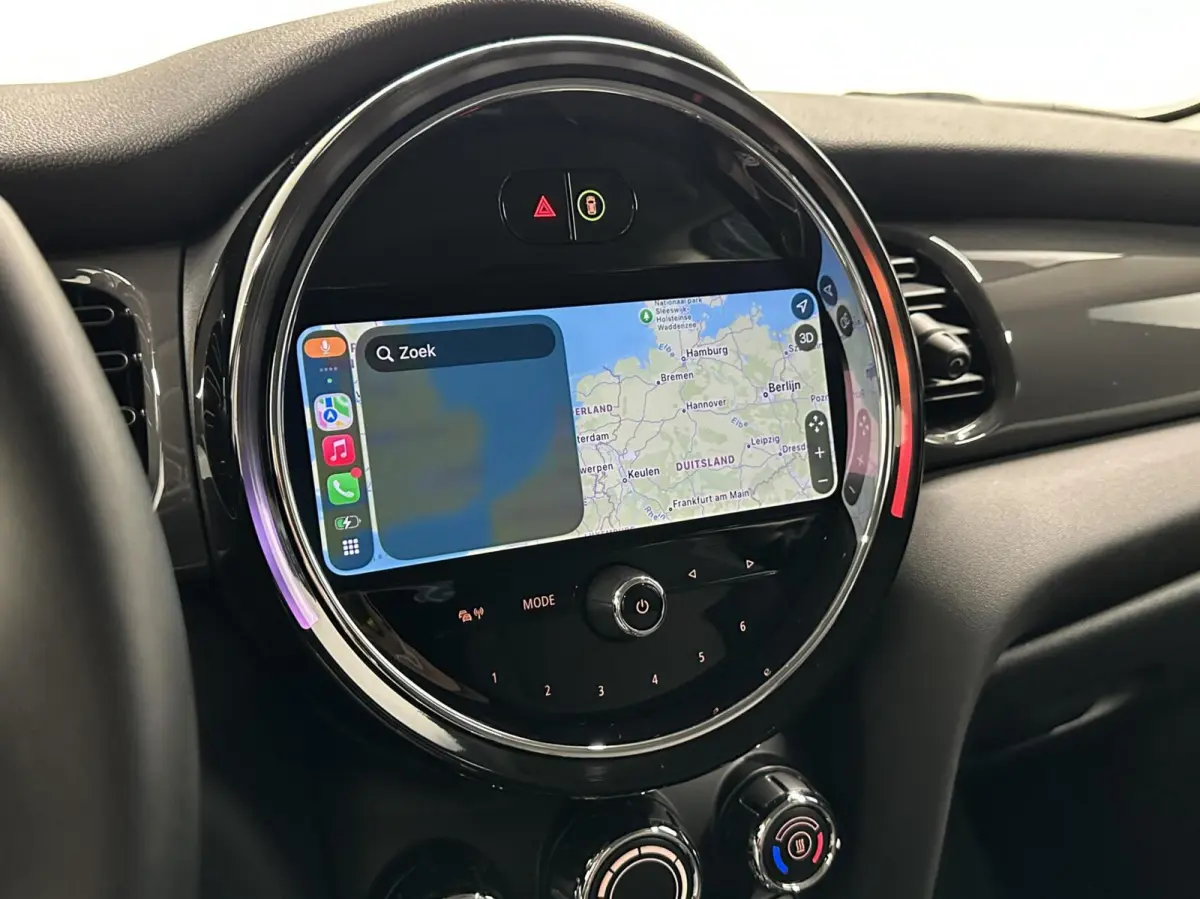 1.5 Cooper Business Edition NAVI CARPLAY CRUISE LM 48000 KM.