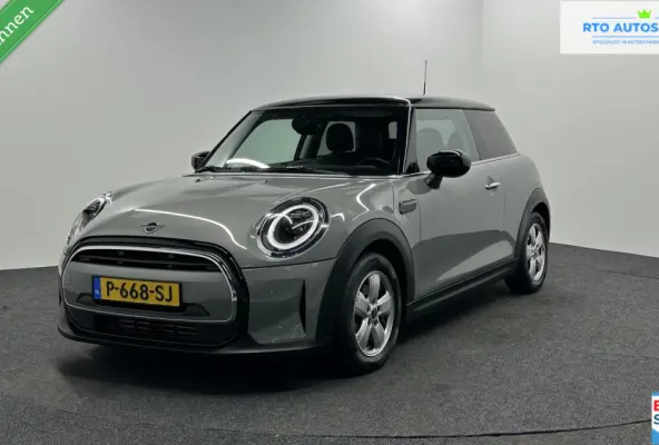 1.5 Cooper Business Edition NAVI CARPLAY CRUISE LM 48000 KM.