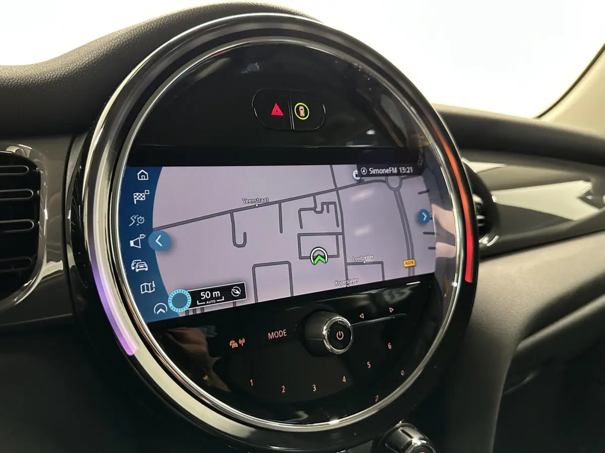 1.5 Cooper Business Edition NAVI CARPLAY CRUISE LM 48000 KM.