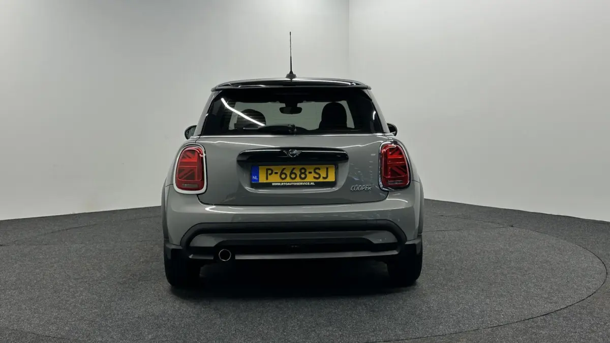 1.5 Cooper Business Edition NAVI CARPLAY CRUISE LM 48000 KM.