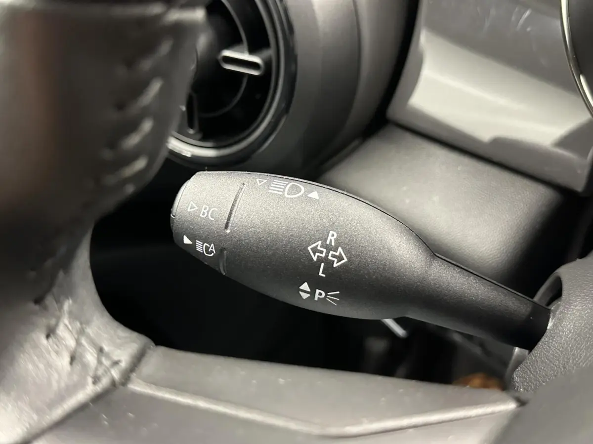 1.5 Cooper Business Edition NAVI CARPLAY CRUISE LM 48000 KM.