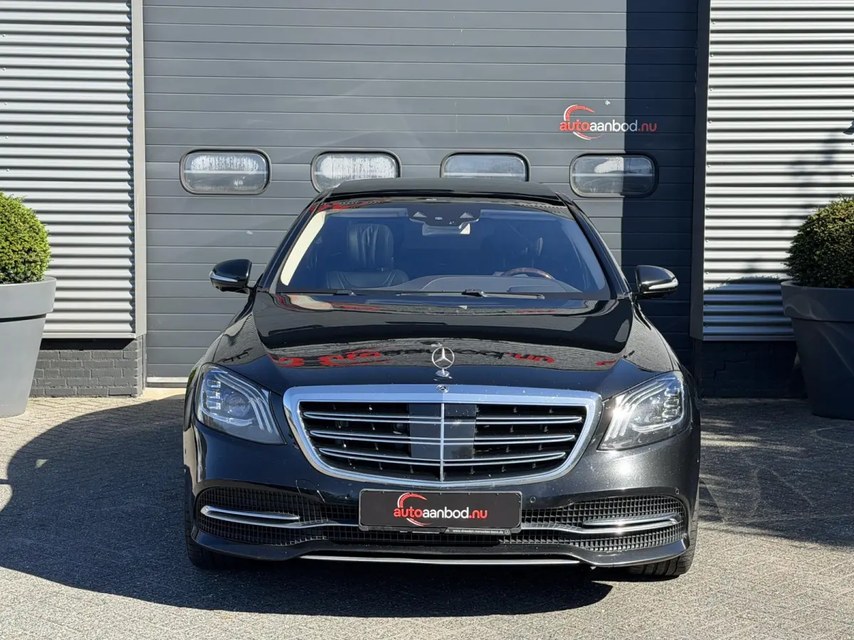 560 4Matic Lang Premium Plus | Chauffeurs Pakket | Panoramadak | 360* Camera | Massage | Nachtzicht |