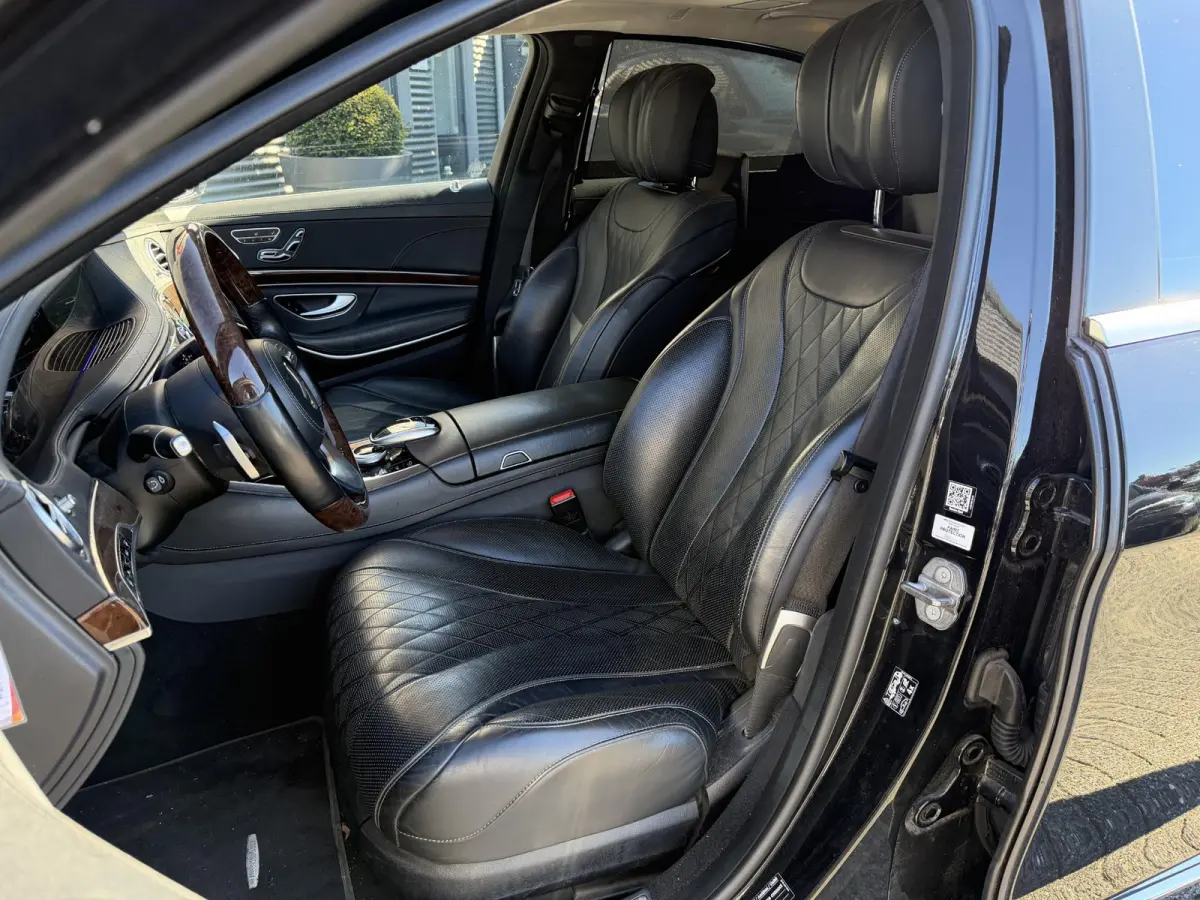 560 4Matic Lang Premium Plus | Chauffeurs Pakket | Panoramadak | 360* Camera | Massage | Nachtzicht |