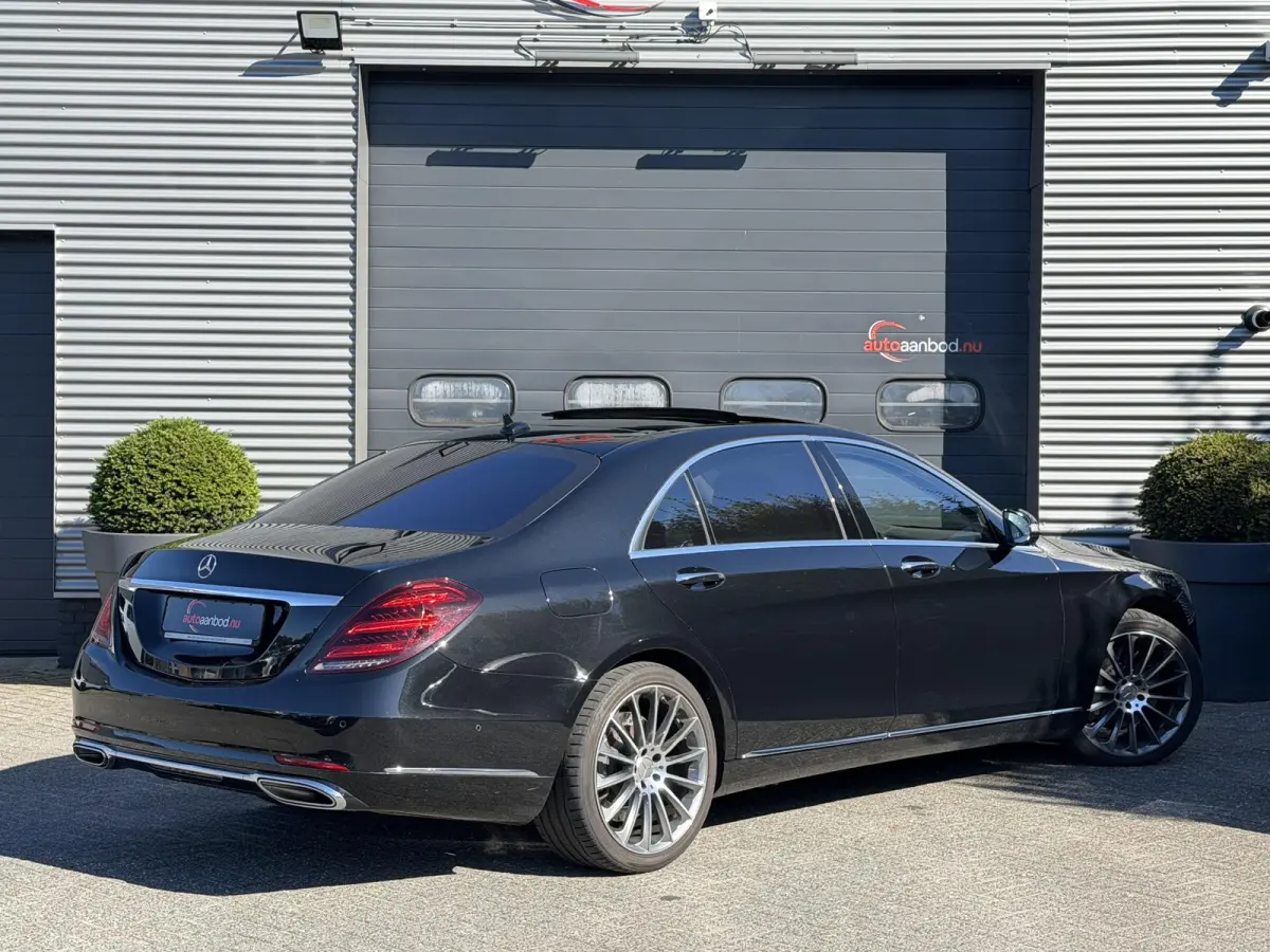 560 4Matic Lang Premium Plus | Chauffeurs Pakket | Panoramadak | 360* Camera | Massage | Nachtzicht |
