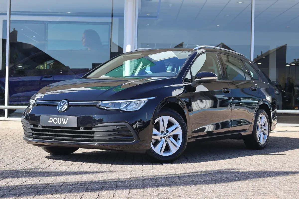 1.0 TSI 110pk Life | Navigatie | Camera | PDC | Adaptive Cruise