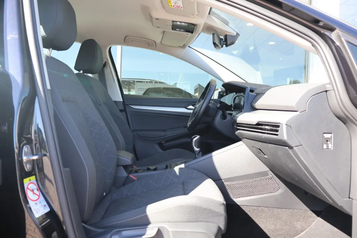 1.0 TSI 110pk Life | Navigatie | Camera | PDC | Adaptive Cruise