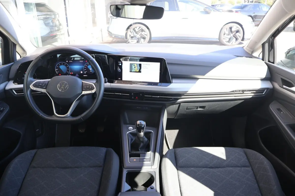 1.0 TSI 110pk Life | Navigatie | Camera | PDC | Adaptive Cruise