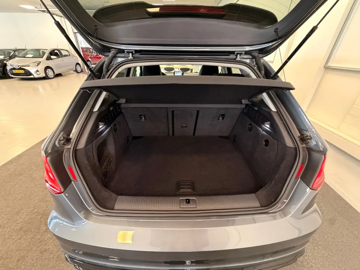 2.0 TFSI S3 quattro Pro Line Plus Xenon Stoel/Stuur Verwarming Navi Mooi!