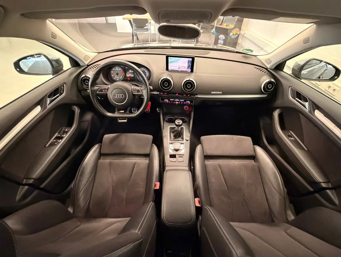 2.0 TFSI S3 quattro Pro Line Plus Xenon Stoel/Stuur Verwarming Navi Mooi!