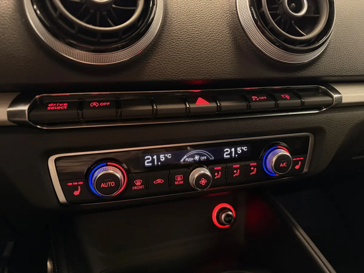 2.0 TFSI S3 quattro Pro Line Plus Xenon Stoel/Stuur Verwarming Navi Mooi!