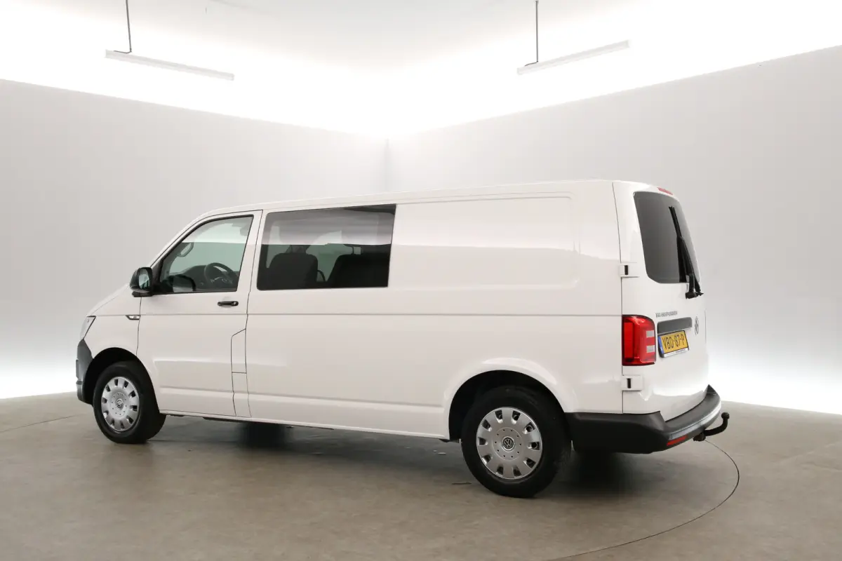 2.0 TDI L2H1 | Dubbele Cabine | Airco | Cruise | Parkeersens. | Trekhaak