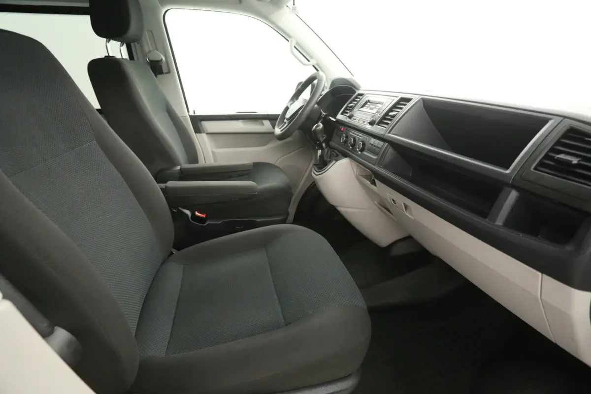 2.0 TDI L2H1 | Dubbele Cabine | Airco | Cruise | Parkeersens. | Trekhaak