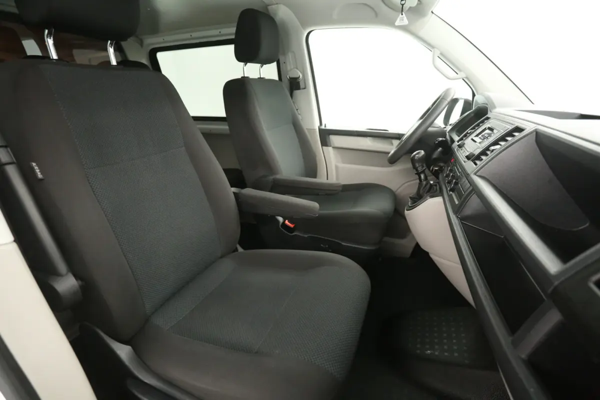 2.0 TDI L2H1 | Dubbele Cabine | Airco | Cruise | Parkeersens. | Trekhaak