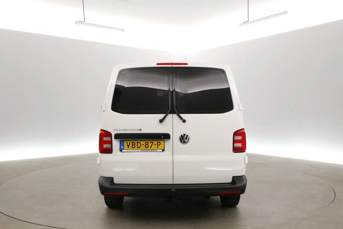 2.0 TDI L2H1 | Dubbele Cabine | Airco | Cruise | Parkeersens. | Trekhaak