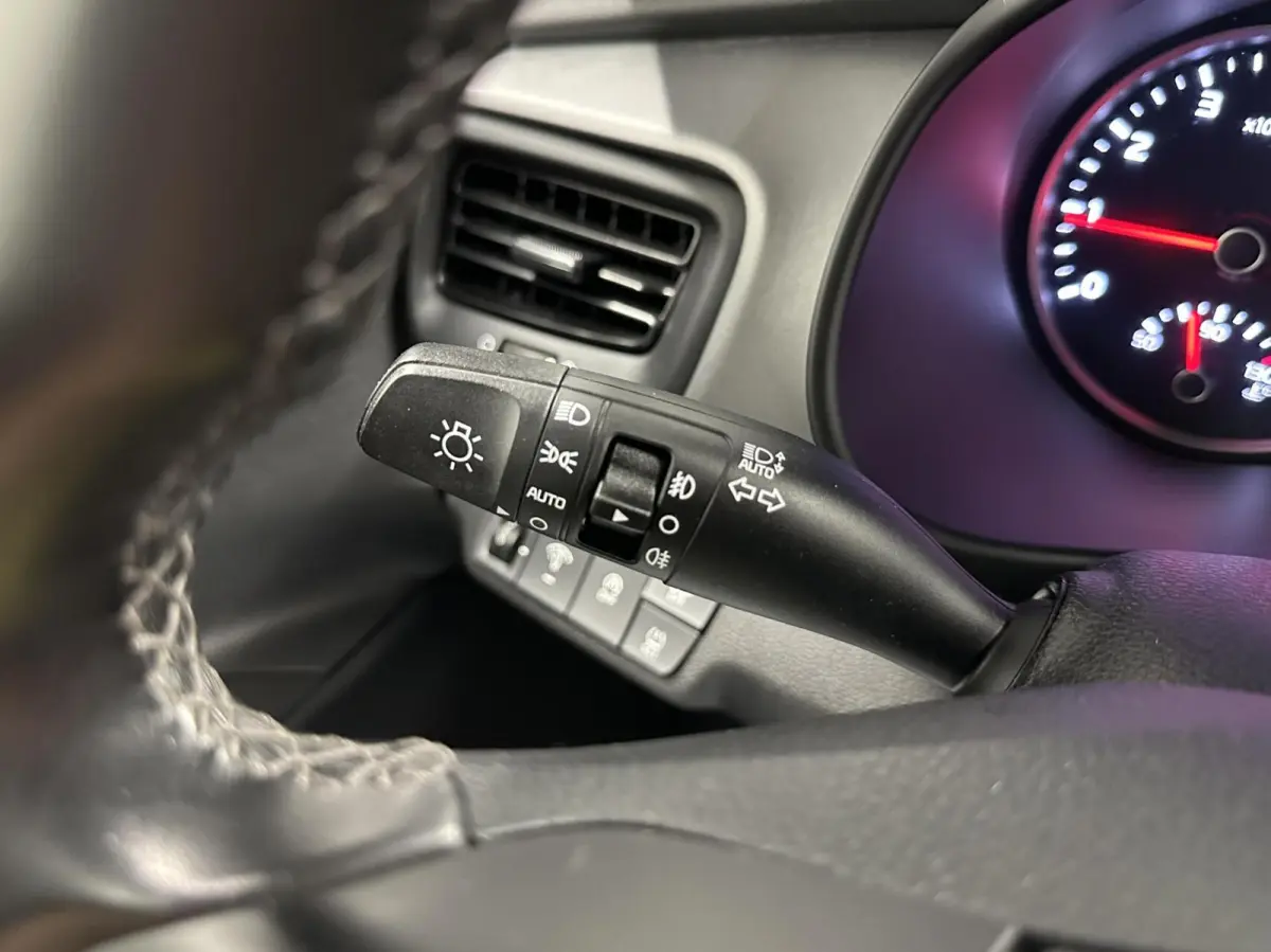 1.0 T-GDi MHEV DynamicLine CAMERA CARPLAY NAVI CRUISE.