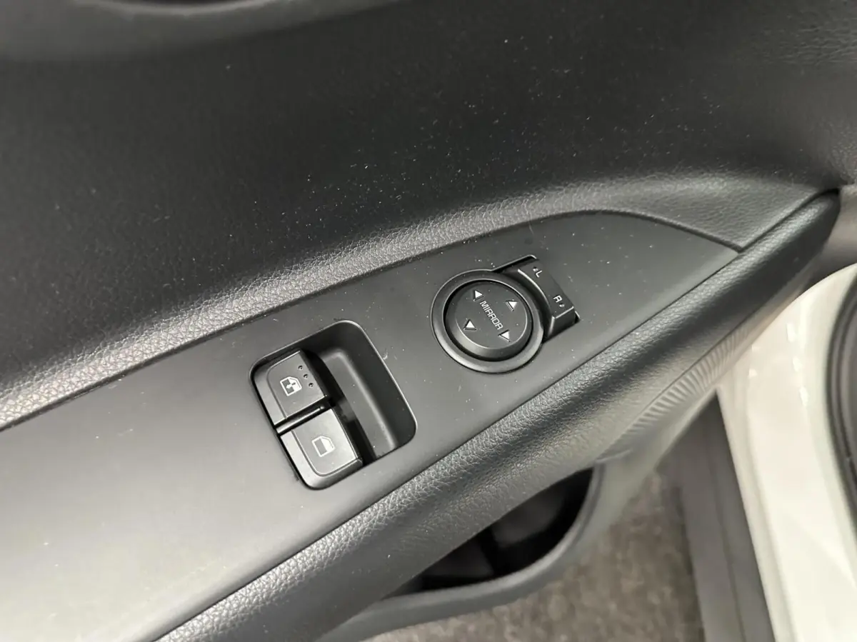 1.0 T-GDi MHEV DynamicLine CAMERA CARPLAY NAVI CRUISE.