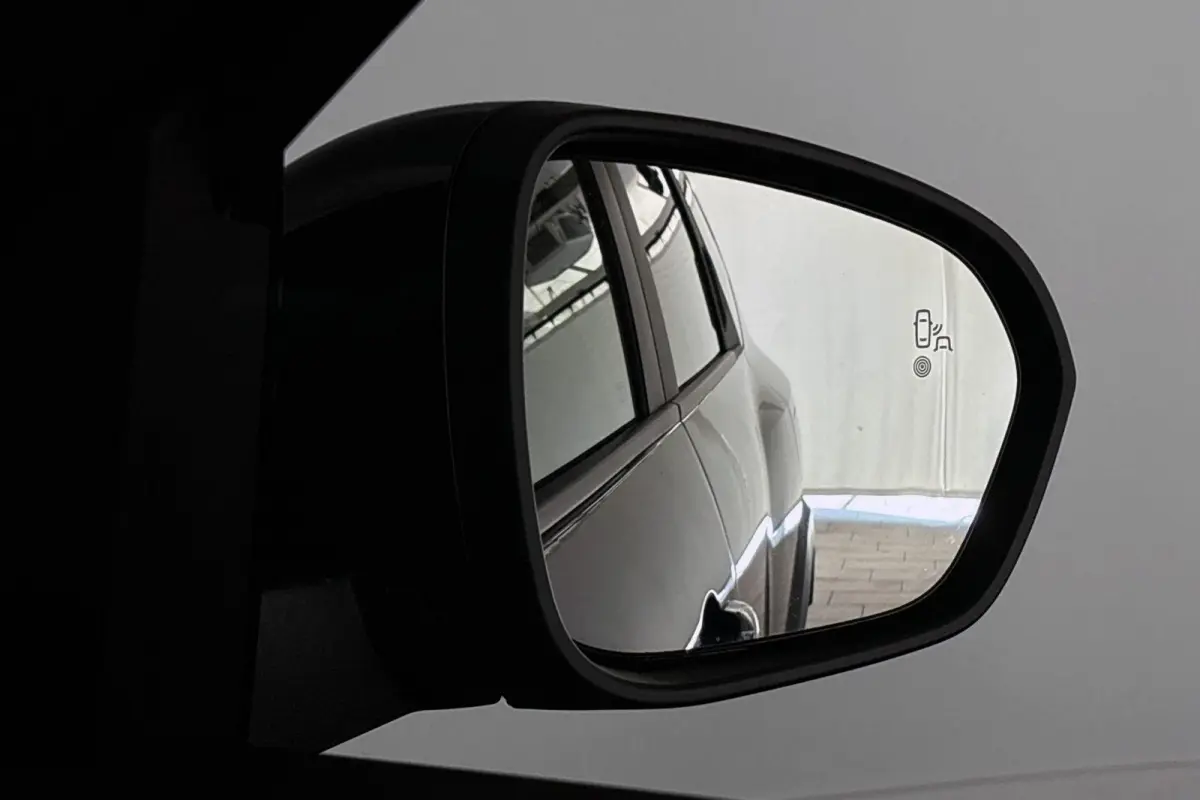 1.8 Hybrid 155 Journey Panoramadak Stuur-Stoelverwarming Trekhaak