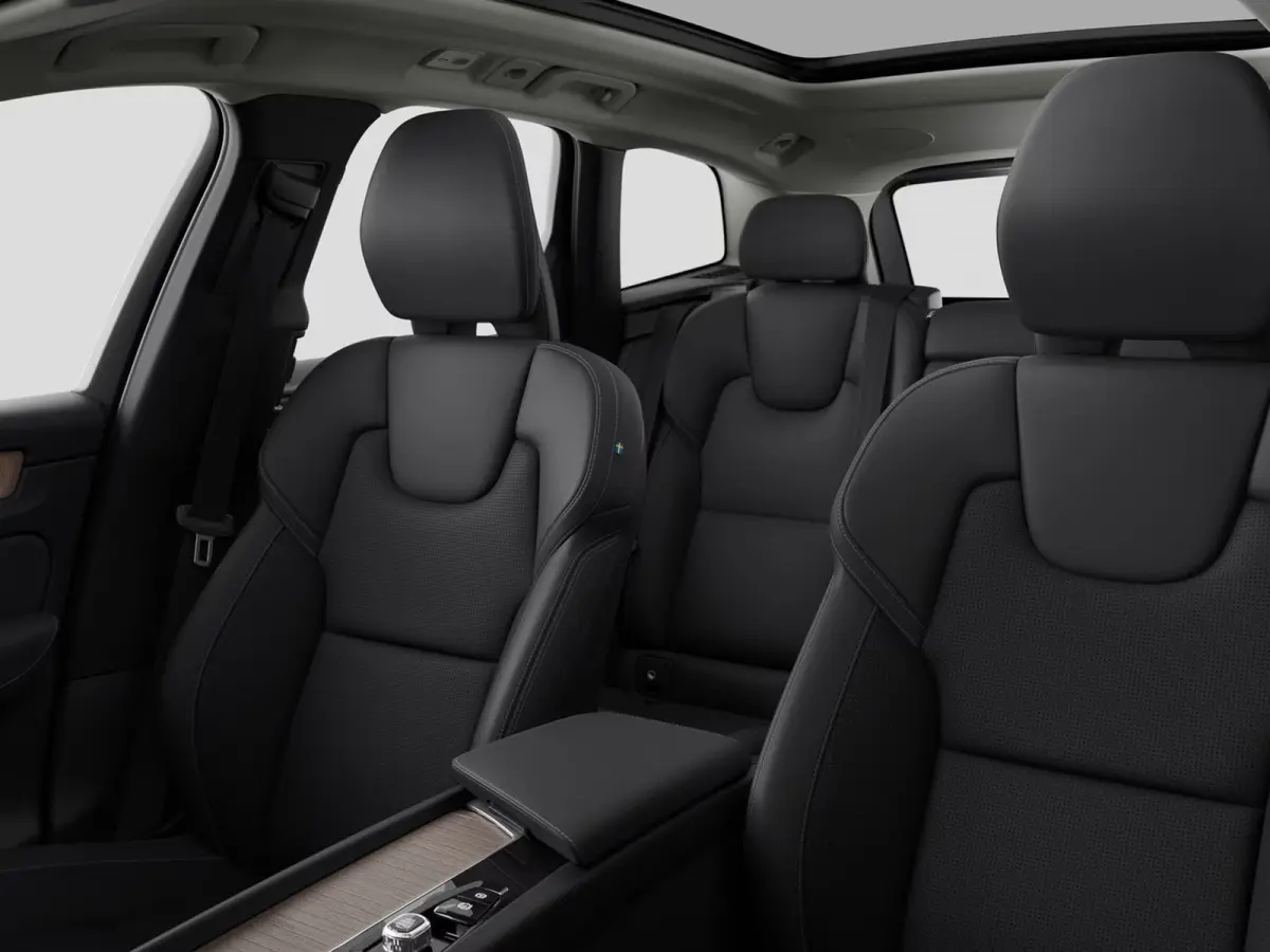 T6 AWD Long Range Plug-in hybrid Ultra Dark Ex ED | Panoramadak | 360° camera | Bowers & Wilkins | Massage | Luchtvering | Stoelventilatie | Stoel- en stuurverwarming
