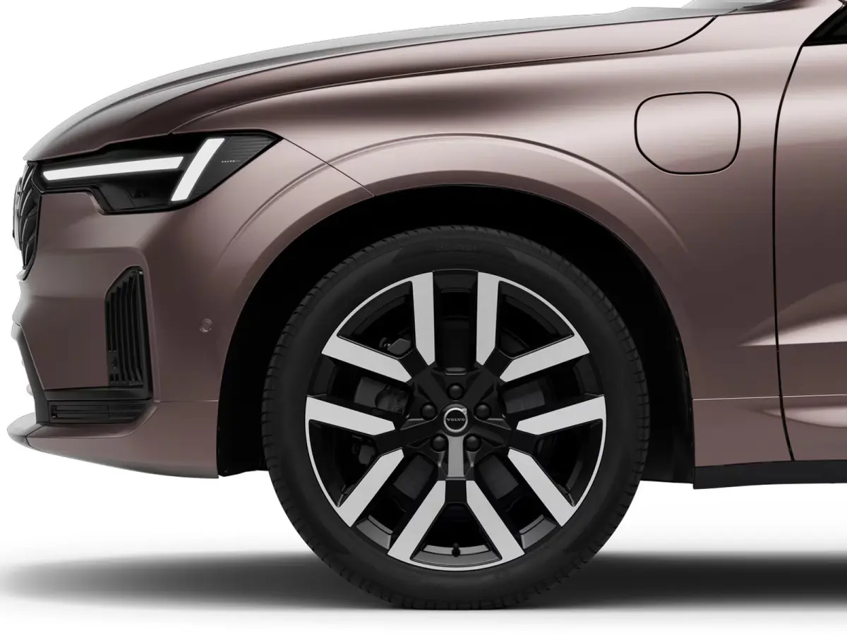 T6 AWD Long Range Plug-in hybrid Ultra Dark Ex ED | Panoramadak | 360° camera | Bowers & Wilkins | Massage | Luchtvering | Stoelventilatie | Stoel- en stuurverwarming
