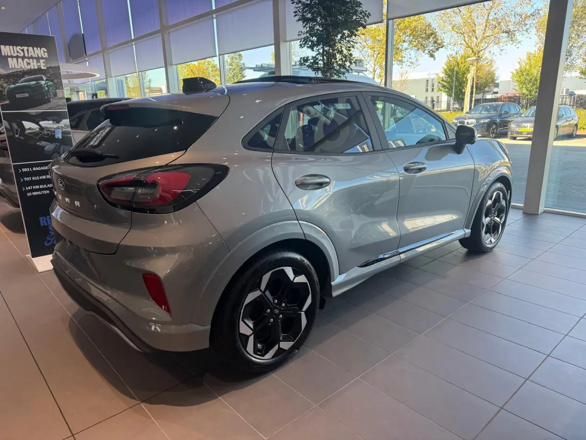 Premium FWD 47 kWh | Winterpack | Dodehoekdetectie | B&O Audiosysteem | Adaptive Cruise Ctrl. | Achteruitrijcamera | Elek. Achterklep | Afneembare Trekhaak | Panorama Dak |