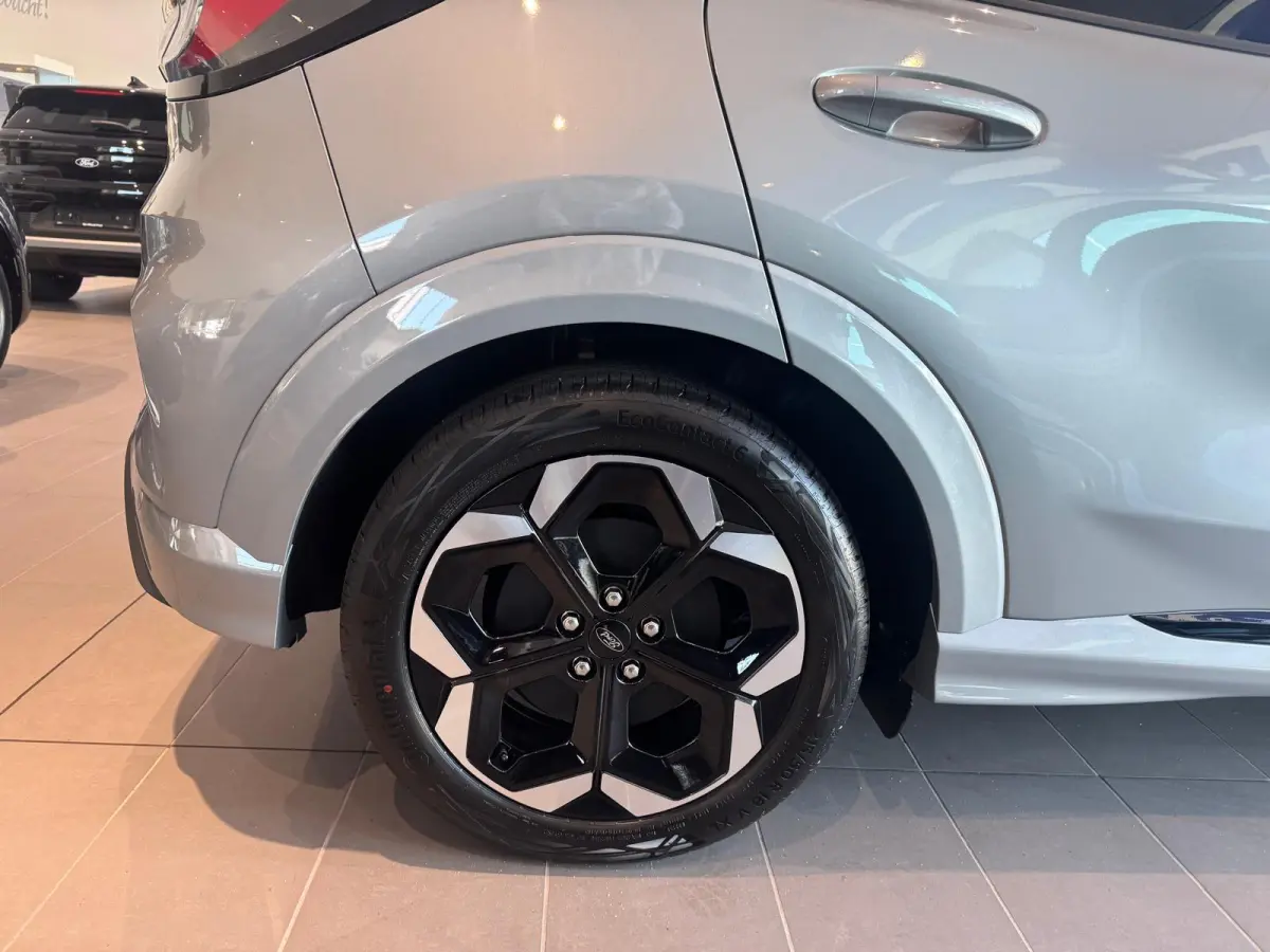 Premium FWD 47 kWh | Winterpack | Dodehoekdetectie | B&O Audiosysteem | Adaptive Cruise Ctrl. | Achteruitrijcamera | Elek. Achterklep | Afneembare Trekhaak | Panorama Dak |