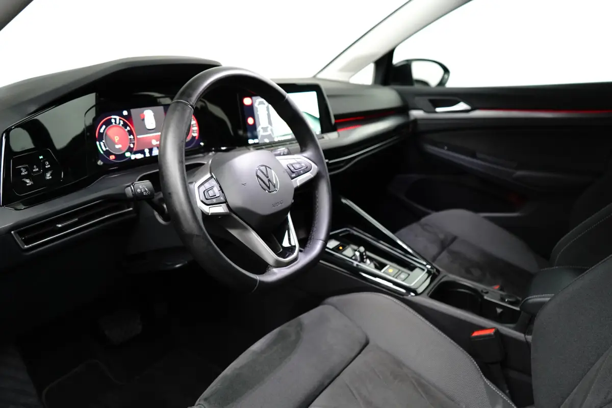 1.4 eHybrid Style | Adaptive Cruise Control / Automaat / Ergo bestuurdersstoel (elektrisch verstelbaar en massagefunctie) / Climate Control / Apple Carlay & Android Auto / | Apple Carplay/An