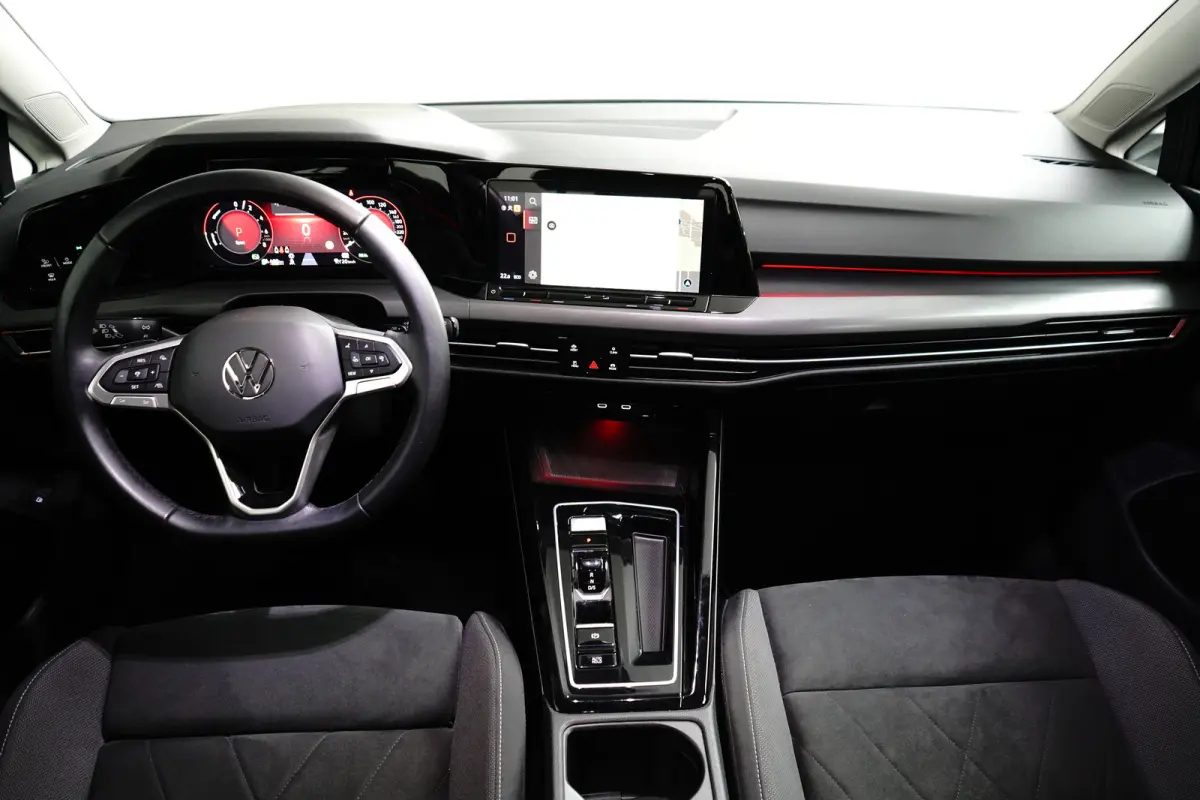 1.4 eHybrid Style | Adaptive Cruise Control / Automaat / Ergo bestuurdersstoel (elektrisch verstelbaar en massagefunctie) / Climate Control / Apple Carlay & Android Auto / | Apple Carplay/An