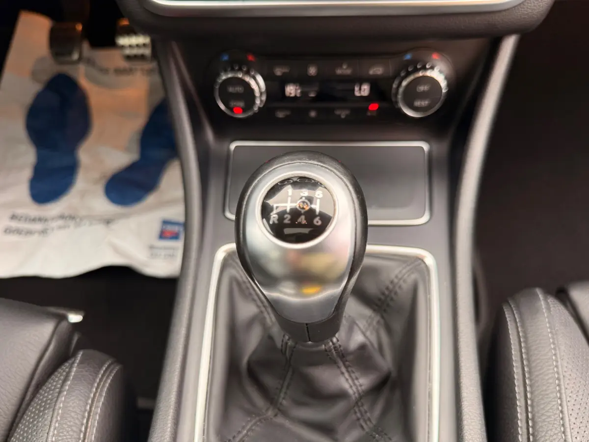 180 AMG|PANO/H&K/ELEC-STOEL/NAVI/CRUISE/CAMERA/VOL!
