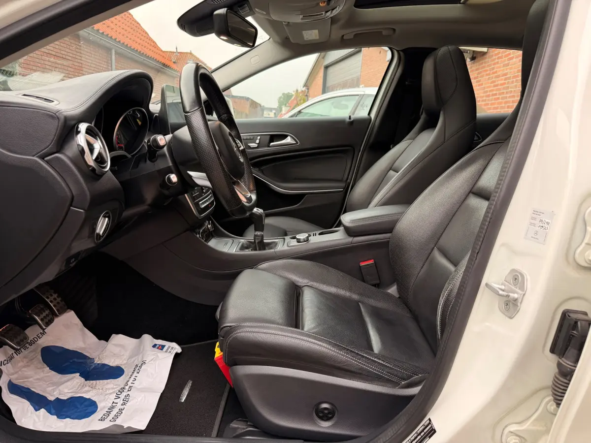 180 AMG|PANO/H&K/ELEC-STOEL/NAVI/CRUISE/CAMERA/VOL!