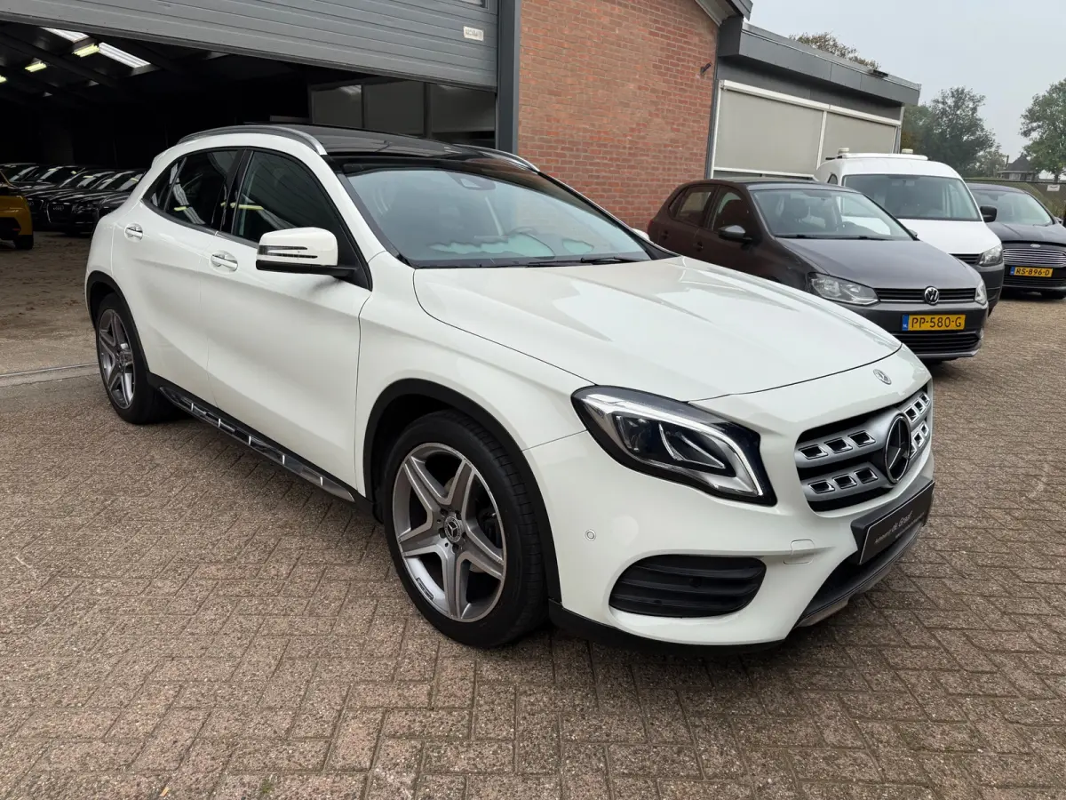180 AMG|PANO/H&K/ELEC-STOEL/NAVI/CRUISE/CAMERA/VOL!
