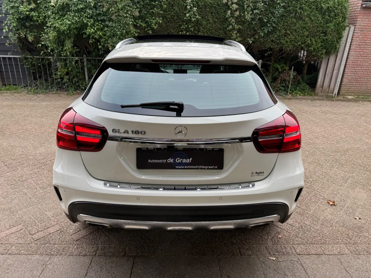 180 AMG|PANO/H&K/ELEC-STOEL/NAVI/CRUISE/CAMERA/VOL!