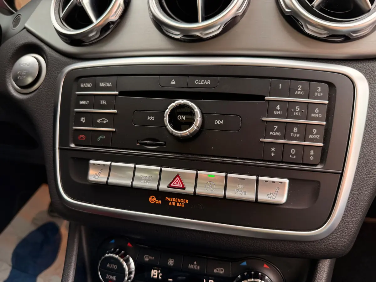 180 AMG|PANO/H&K/ELEC-STOEL/NAVI/CRUISE/CAMERA/VOL!