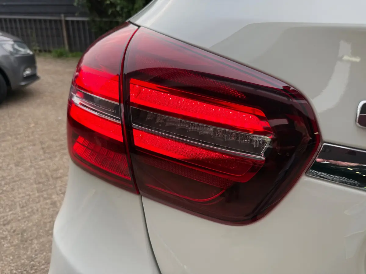 180 AMG|PANO/H&K/ELEC-STOEL/NAVI/CRUISE/CAMERA/VOL!