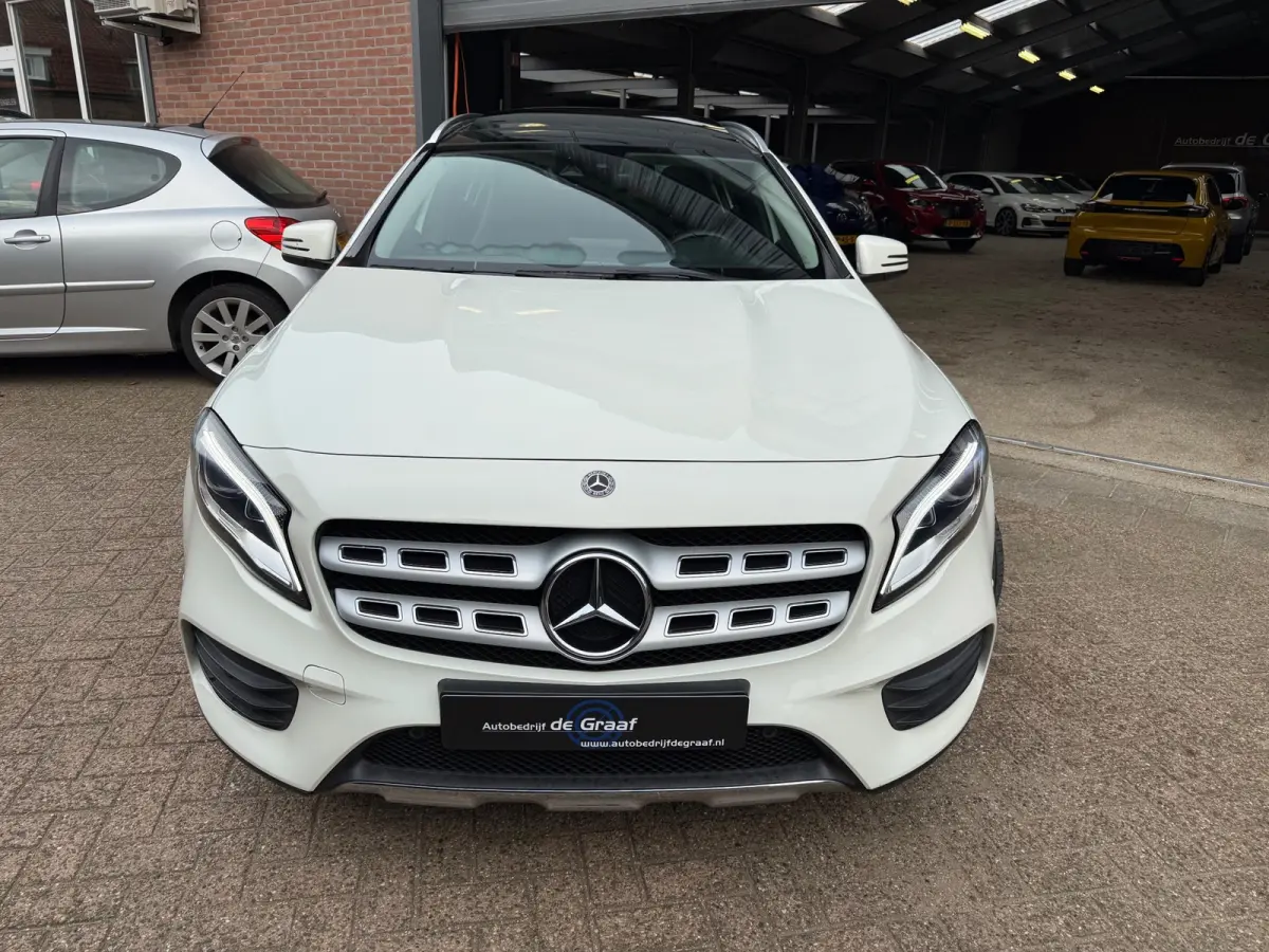 180 AMG|PANO/H&K/ELEC-STOEL/NAVI/CRUISE/CAMERA/VOL!