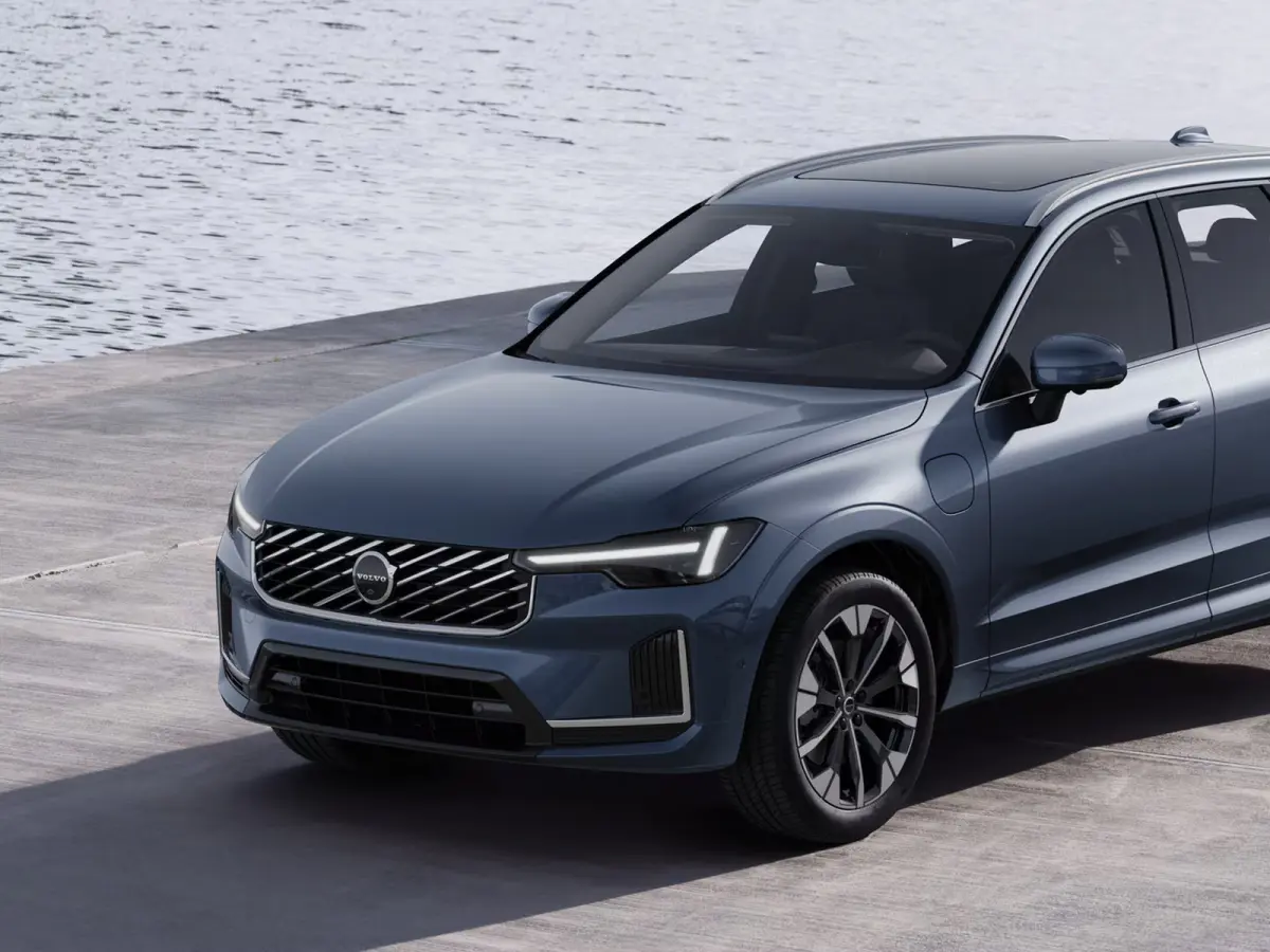 T6 AWD Long Range Plug-in hybrid Plus Black ED. | Panoramadak | 360° camera | Harman Kardon | Stoel- en stuurverwarming