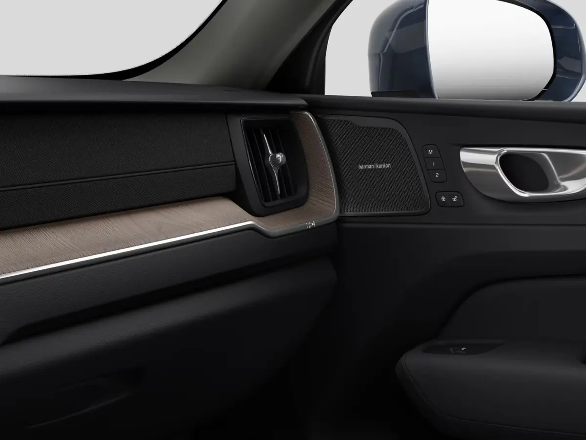 T6 AWD Long Range Plug-in hybrid Plus Black ED. | Panoramadak | 360° camera | Harman Kardon | Stoel- en stuurverwarming