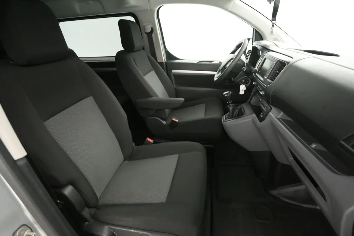 2.0 BlueHDI L3H1 | Marge | Dubbele Cabine | Clima | Cruise | Carplay | Trekhaak | Parkeersens.