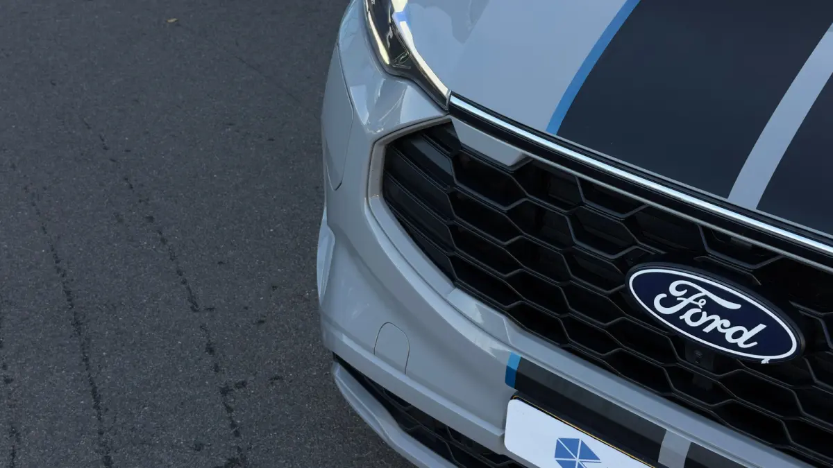 320 2.5 PHEV L2H1 Sport DC | Elec. Verstelbare Stoel | Trekhaak Wegklapbaar | Led | Dubbele Schuifdeur