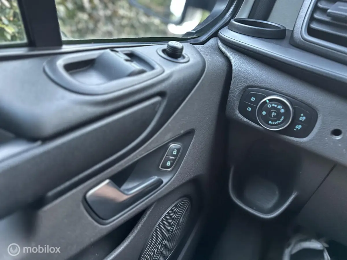 300 2.0 TDCI 129 PK L1H1 Trend MHEV