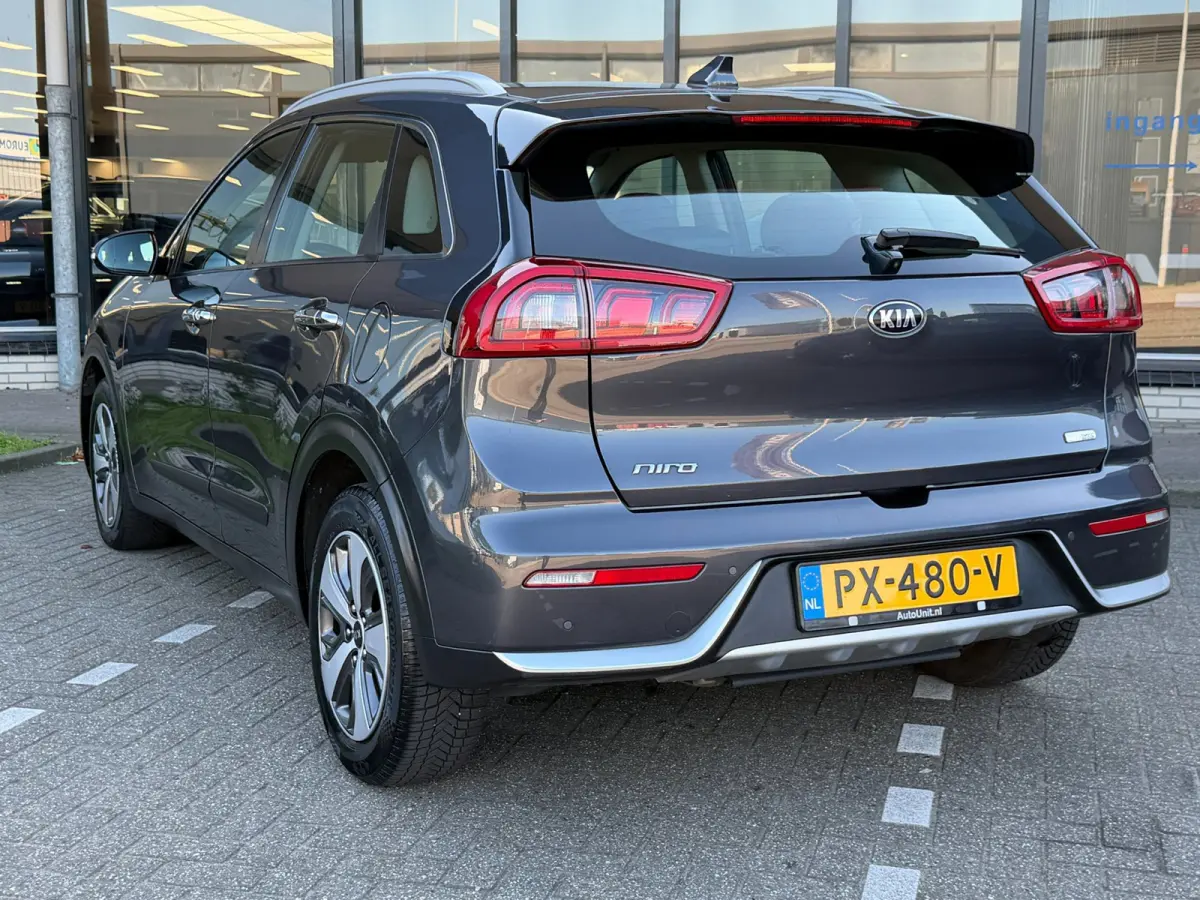 1.6 GDi Hybrid DynamicLine